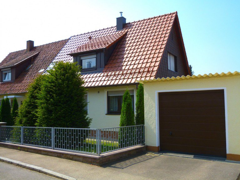 Ansicht G�ppingen-Manzen Doppelhaush�lfte In sonniger Halbh�henlage mit sch�ner Aussicht!