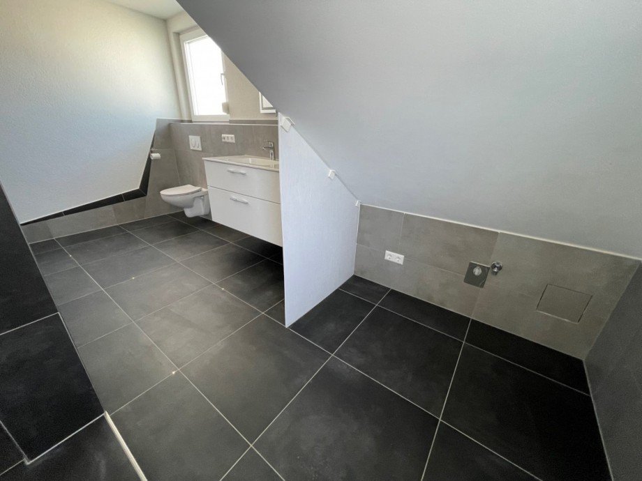 Bad Dachgeschosswohnung Salach