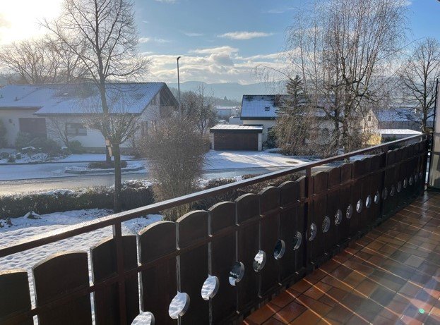 Balkon Salach Etagenwohnung Gro�z�gige 3,5-Zimmer-ETW in bester Ortsrandlage mit Balkon, Garten und Garage!