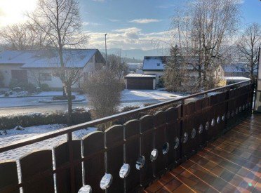 Hauptbild Großzügige 3,5-Zimmer-ETW in bester Ortsrandlage mit Balkon, Garten und Garage!