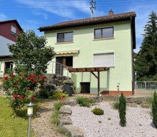 Ansicht Freistehendes Einfamilienhaus mit herrlicher Aussicht und sch�nem Garten!