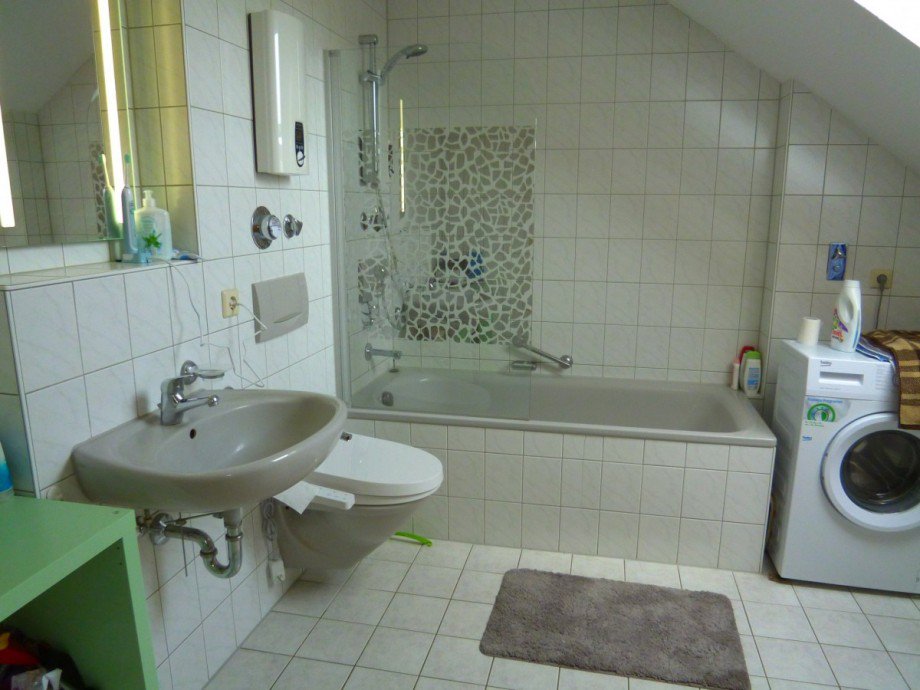 Bad Dachgeschosswohnung Salach