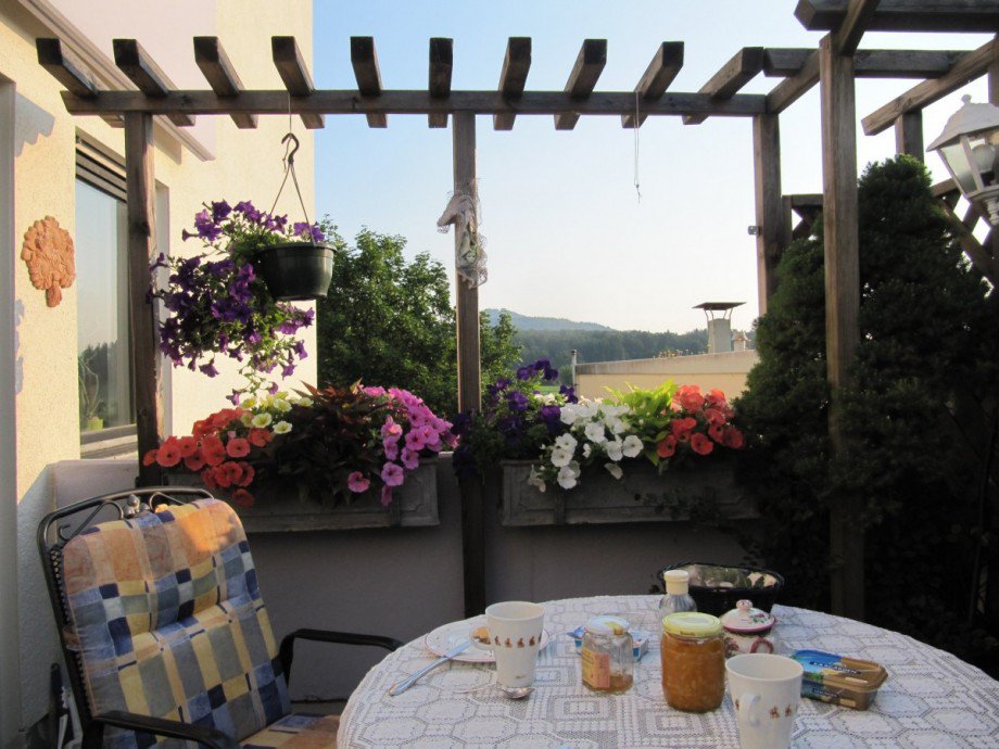 Fr�hst�cksbalkon K�che Terrassenwohnung Eislingen