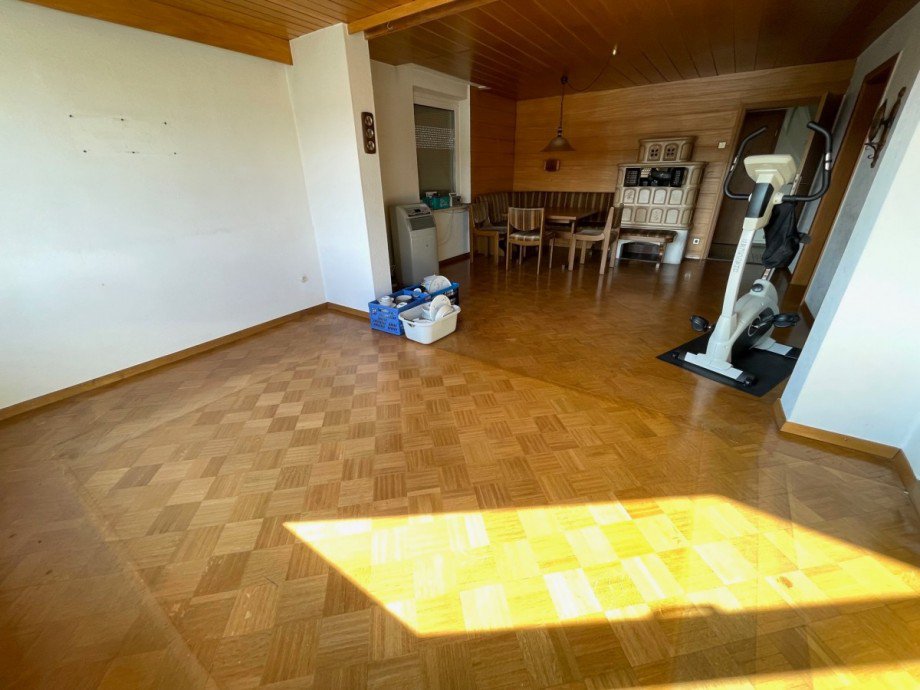 Wohnen / Essen Doppelhaush�lfte G�ppingen
