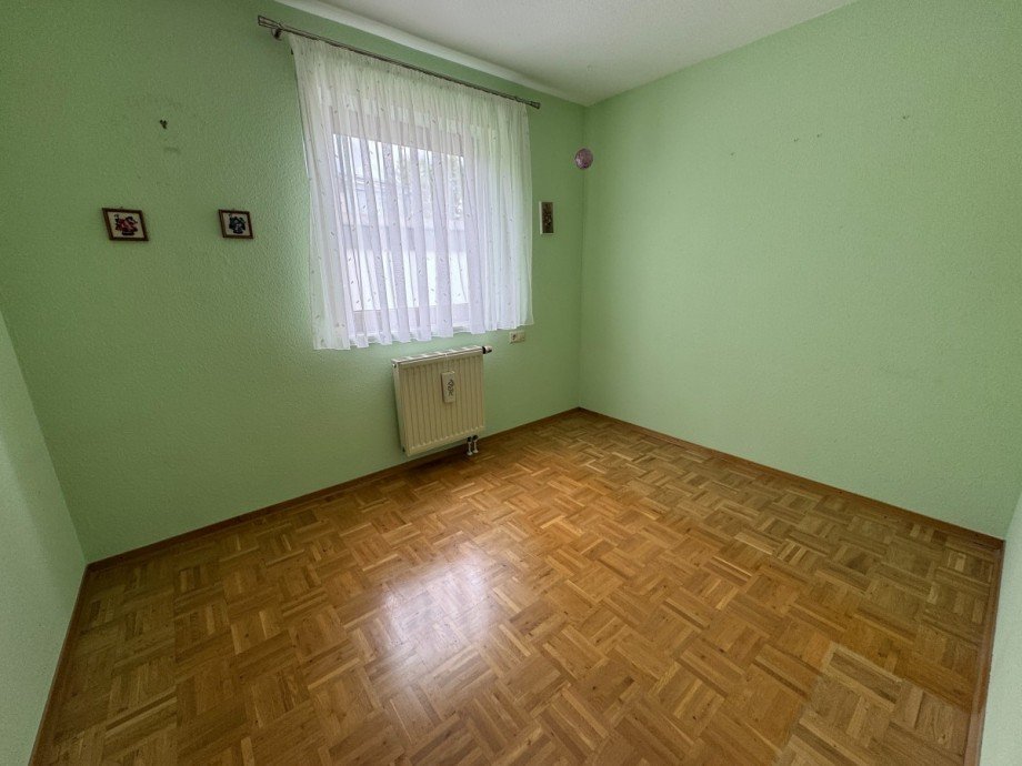 Kind Etagenwohnung Salach