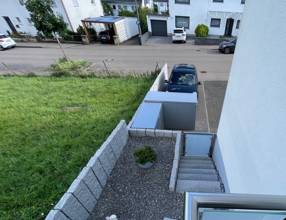 Stellplatz mit Zugang Garten Erdgeschosswohnung Eislingen/Fils