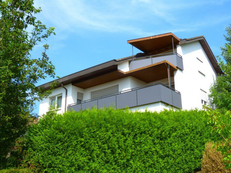 Ansicht Ottenbach Einfamilienhaus Gro�z�giges Einfamilienhaus mit Einliegerwohnung in atemberaubender Aussichtslage!