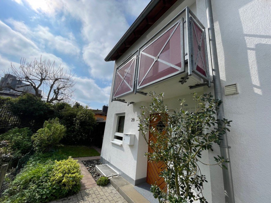 Ansicht Hauseingang Reiheneckhaus G�ppingen