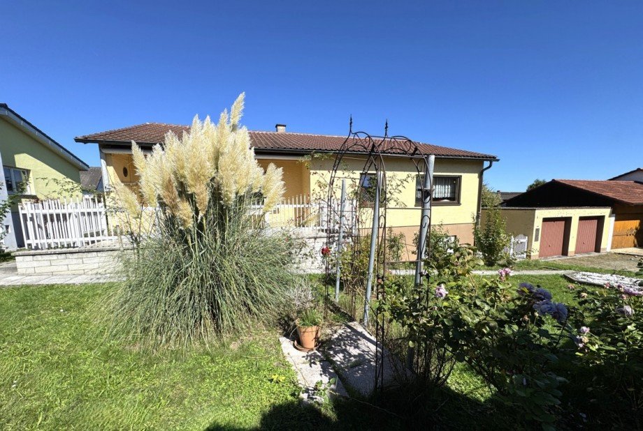 Ansicht Einfamilienhaus Hattenhofen
