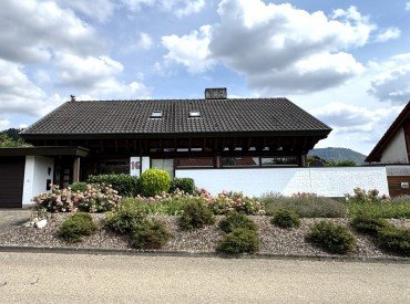 Hauptbild Exklusives Einfamilienhaus mit Doppelgarage in bevorzugter Halbh�henlage in Donzdorf-Winzingen!