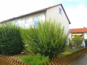 Hauptbild Ideal für Familien! Großzügiges Reiheneckhaus mit schönem Garten in beliebter Wohnlage!