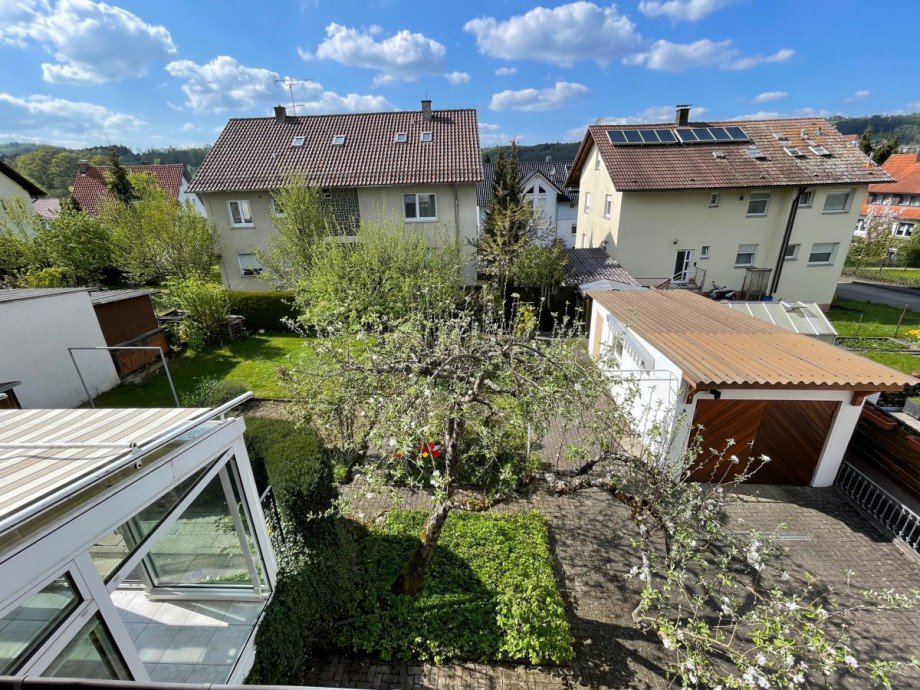 Garten mit Garage Einfamilienhaus Ottenbach