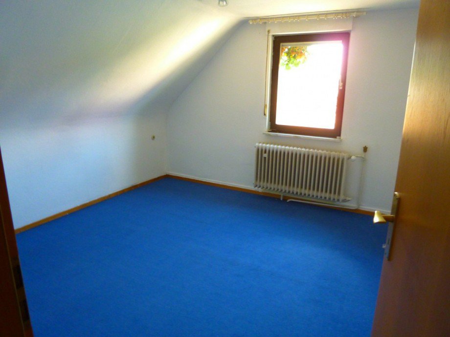 Zimmer im DG Mehrfamilienhaus Ottenbach