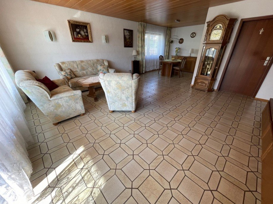 Wohnen EG Zweifamilienhaus S��en