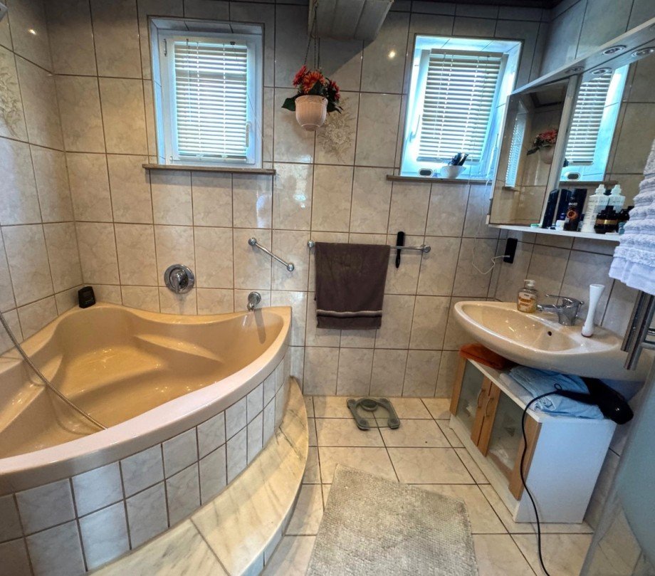 Bad EG Einfamilienhaus S��en
