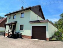 Ansicht Freistehendes Einfamilienhaus mit herrlicher Aussicht und sch�nem Garten!