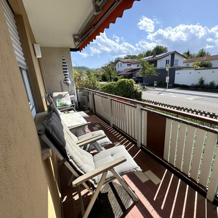 Balkon EG Zweifamilienhaus Ottenbach