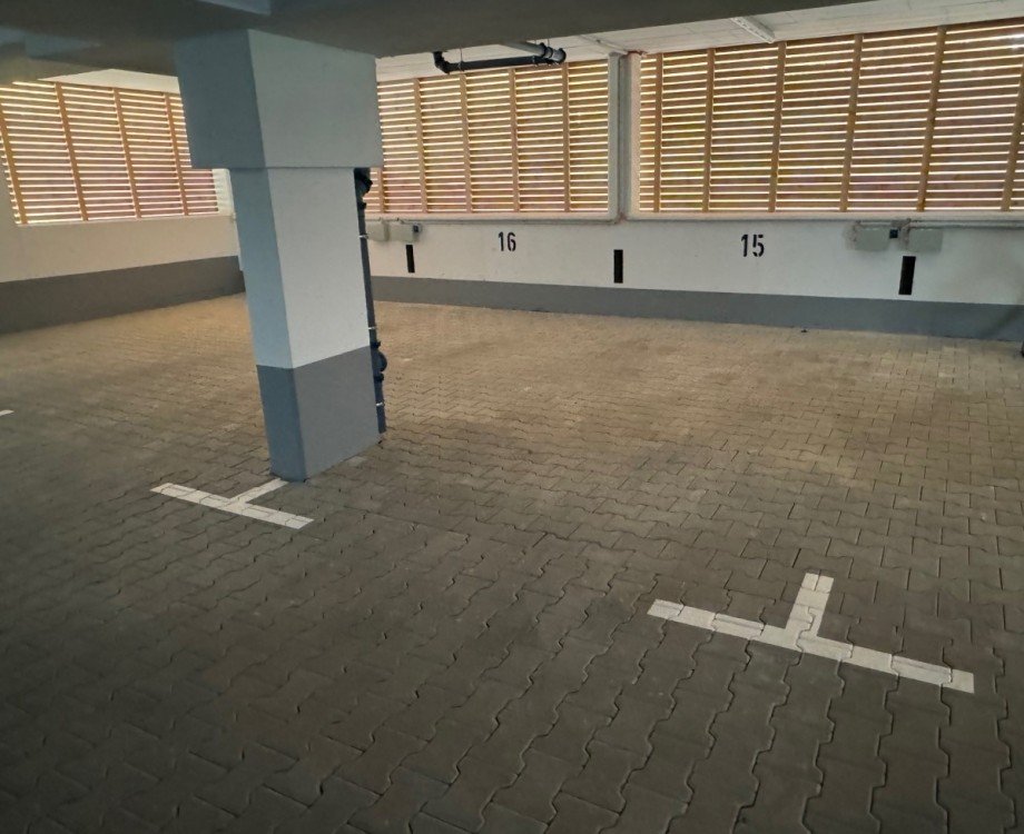 Stellplatz Etagenwohnung Salach