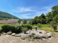 Garten Freistehendes Einfamilienhaus mit herrlicher Aussicht und sch�nem Garten!