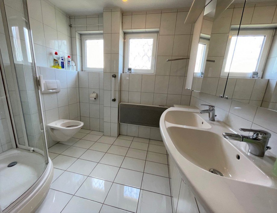 Bad EG Einfamilienhaus Ottenbach