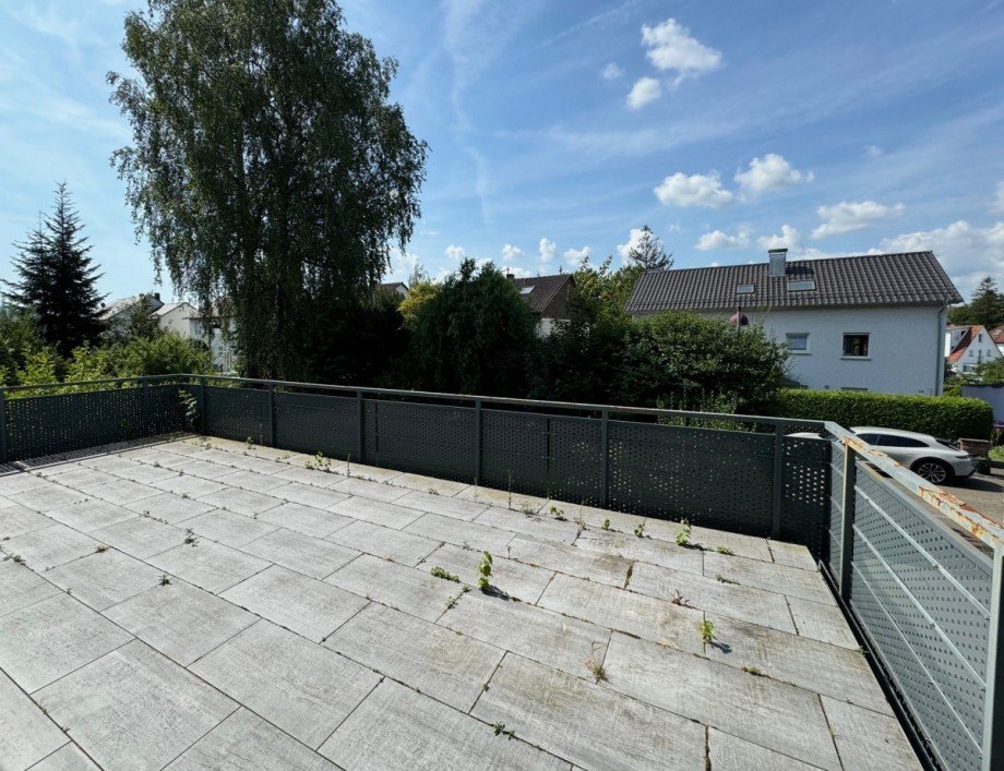 Terrasse EG Mehrfamilienhaus Salach