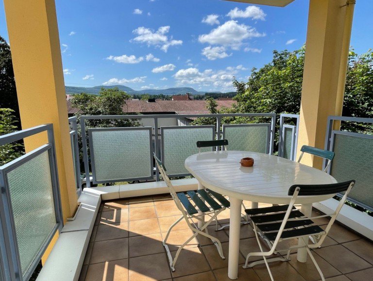 Balkon Salach Etagenwohnung Gro�z�gige 3,5-Zimmer-ETW mit 114 m� Wohnfl�che, Aussichtsbalkon und Loggia!