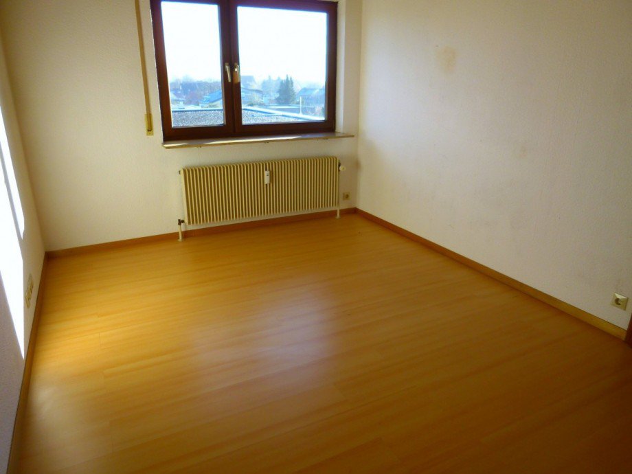 Kind 1 Dachgeschosswohnung Heiningen