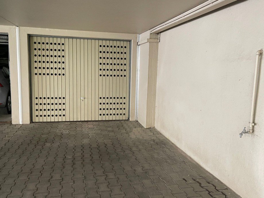 Einzelgarage Dachgeschosswohnung G�ppingen-Bartenbach