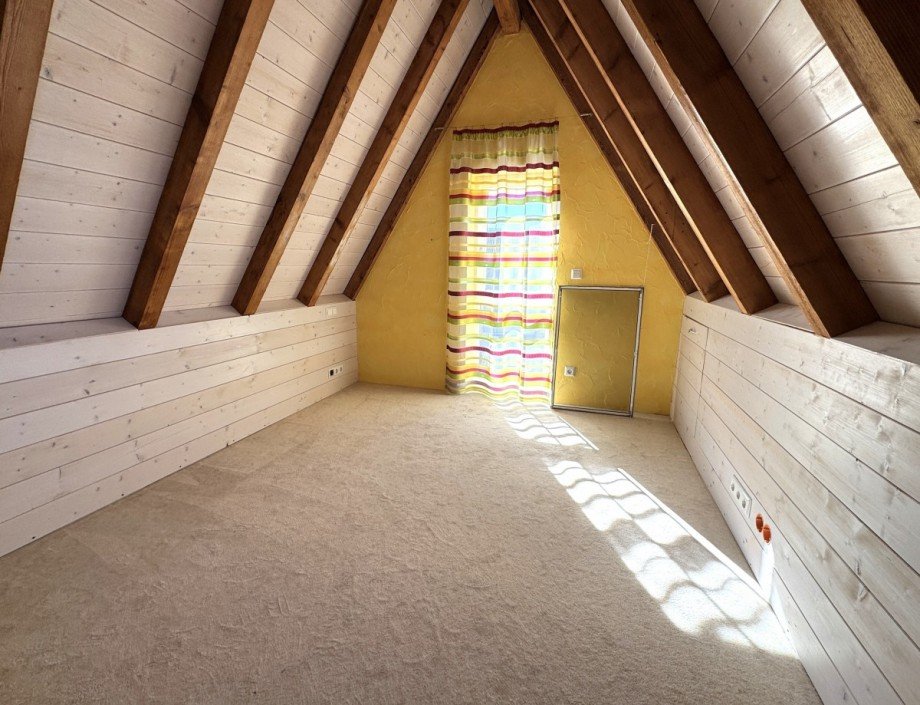 ausgebauter Spitzboden Einfamilienhaus S��en
