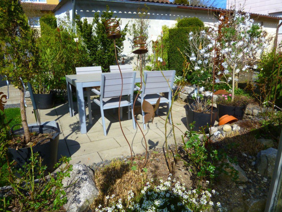 Freisitz Zweifamilienhaus Ottenbach