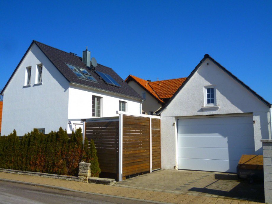 Ansicht mit Garage Einfamilienhaus Heiningen