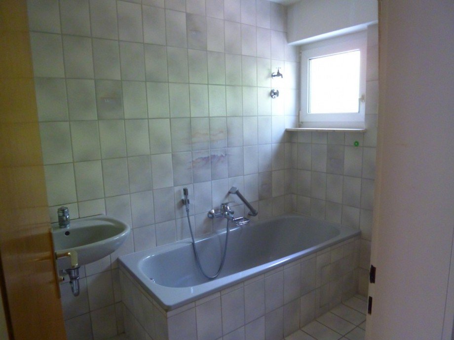Bad im EG Einfamilienhaus Lauterstein-Nenningen
