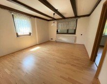 Wohnen / Essen Freistehendes Einfamilienhaus mit herrlicher Aussicht und sch�nem Garten!