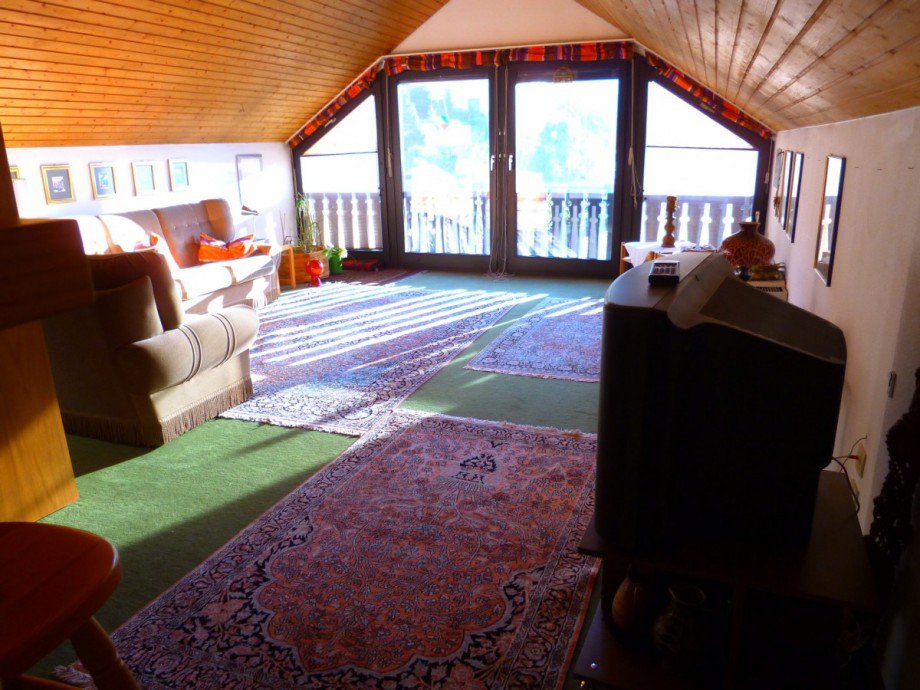 Studio im DG Einfamilienhaus Bad �berkingen