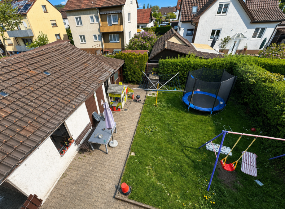 Blick in den Garten Zweifamilienhaus Salach