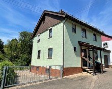 Ansicht Freistehendes Einfamilienhaus mit herrlicher Aussicht und sch�nem Garten!