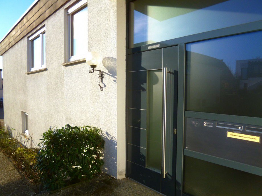Hauseingang Zweifamilienhaus Salach