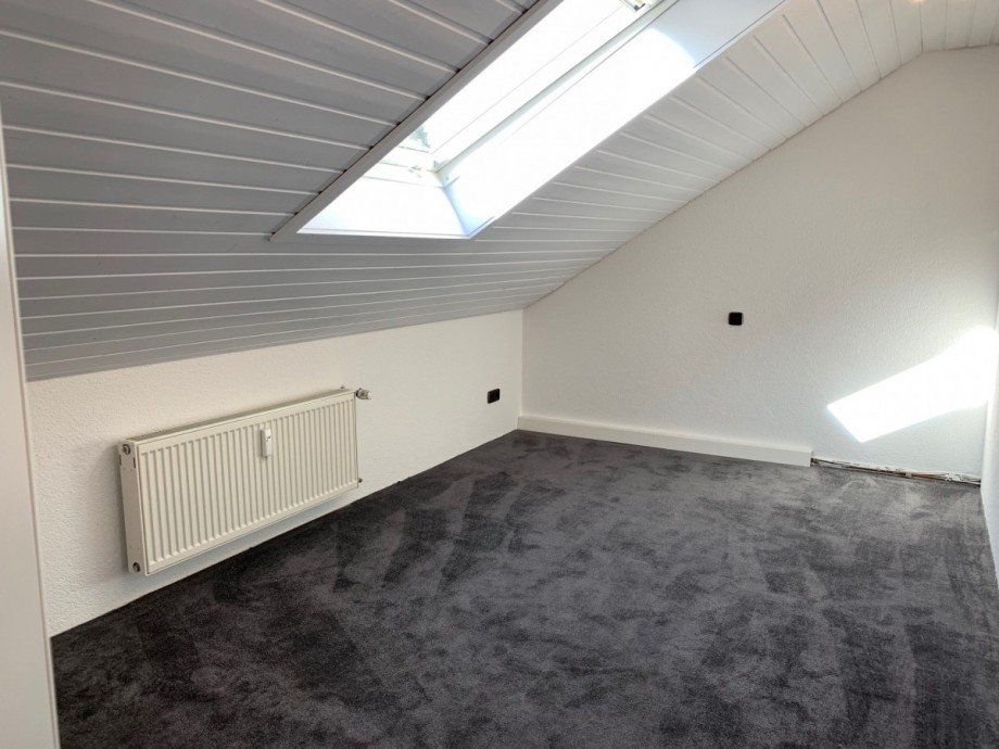 Kind 1 Dachgeschosswohnung Donzdorf