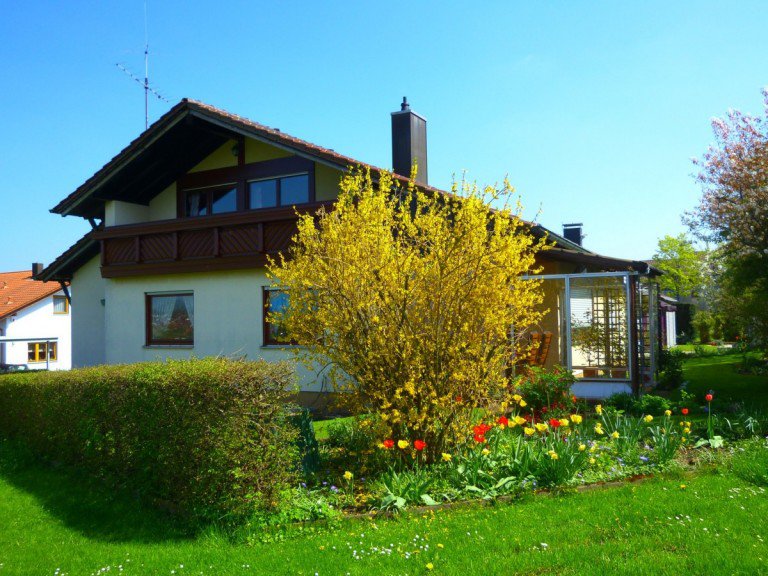Ansicht S��en Einfamilienhaus Gro�z�giges Einfamilienhaus mit atemberaubendem Fernblick!