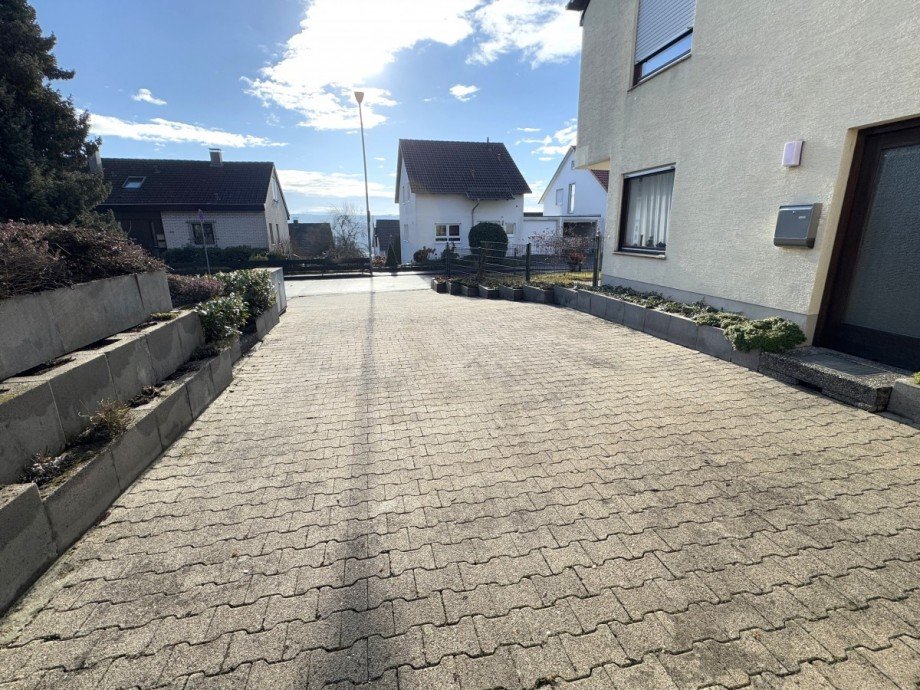 Einfahrt Doppelhaush�lfte Ebersbach an der Fils