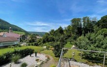 Ausblick Freistehendes Einfamilienhaus mit herrlicher Aussicht und sch�nem Garten!