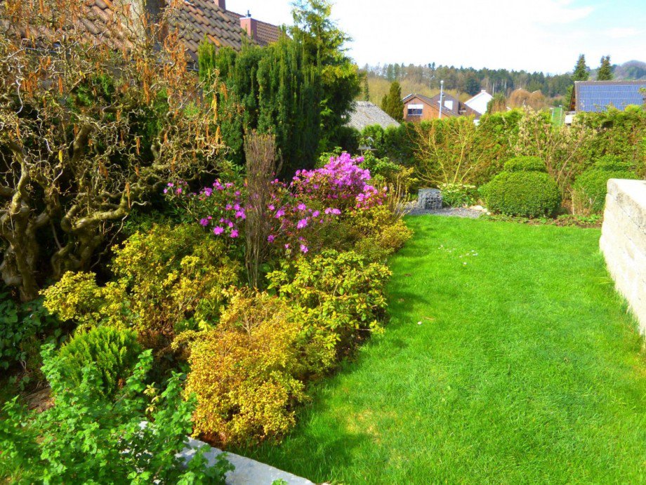 Garten Zweifamilienhaus Ottenbach