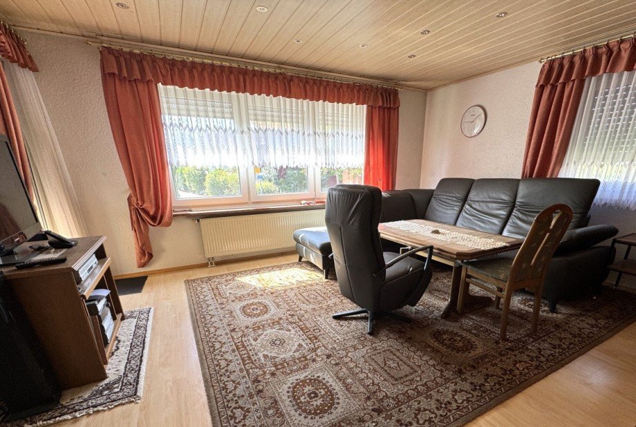 Wohnen EG Zweifamilienhaus Ottenbach