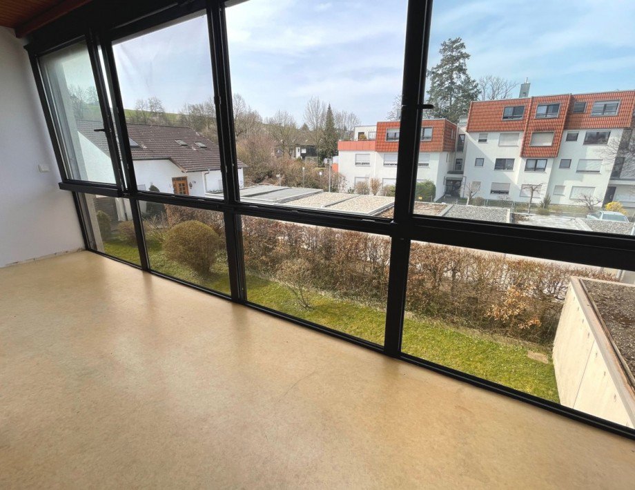 verglaster Balkon Etagenwohnung G�ppingen