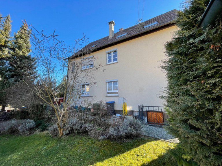 Ansicht Geislingen an der Steige Zweifamilienhaus Gro�z�giges Zweifamilienhaus mit weitl�ufigem Garten!
