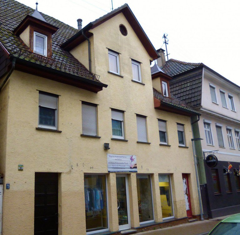 Ansicht G�ppingen Zweifamilienhaus Wohn-und Gesch�ftshaus mit 2 Wohnungen und Ladeneinheit im Stadtzentrum!
