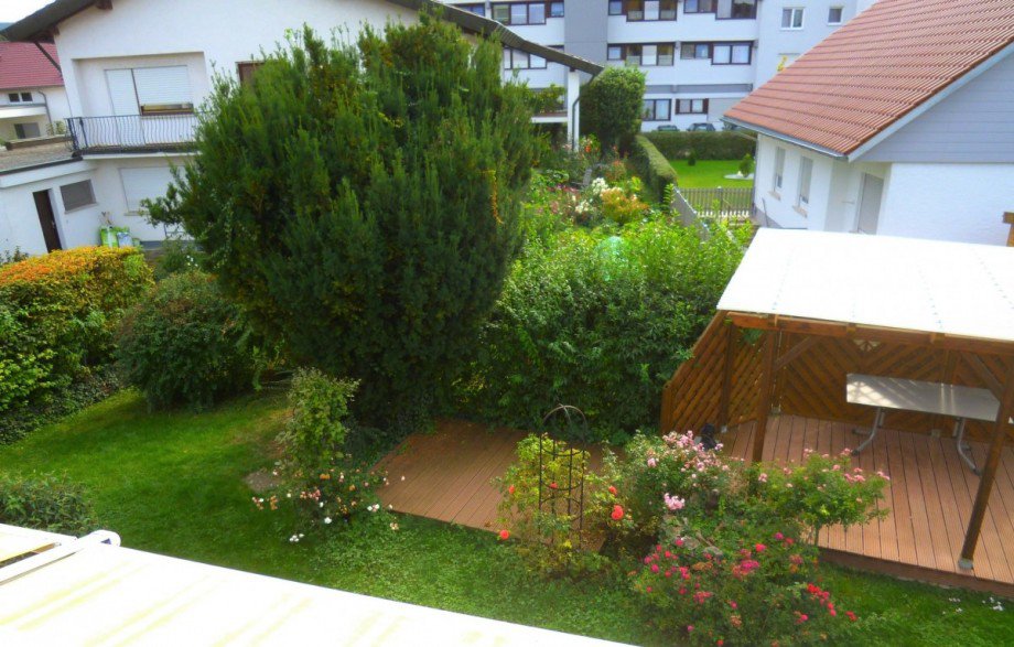 Ausblick in den Garten Einfamilienhaus S��en