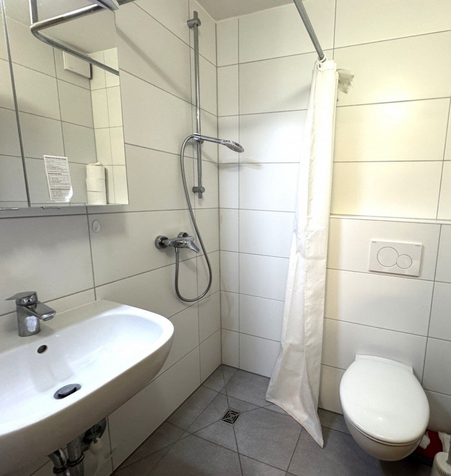 Bad UG Doppelhaush�lfte Ebersbach an der Fils